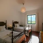 Flh Olhos D\' Agua Apartment With Pool