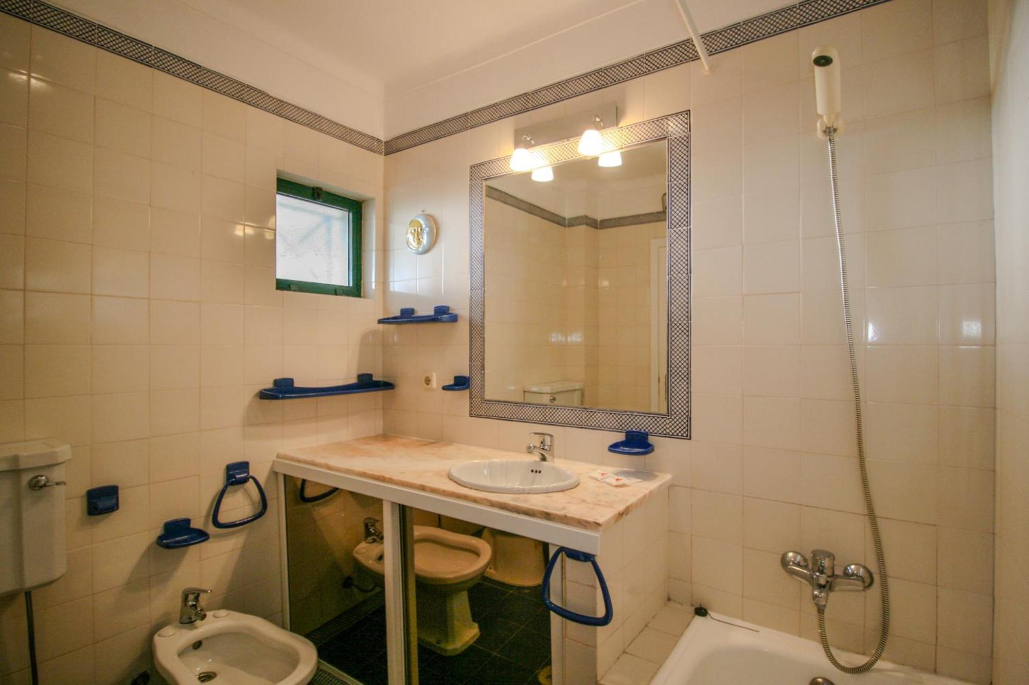 Flh Olhos D' Agua With Pool Apartamento *